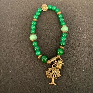 BohoHippie Friendship Bracelets, great as Christmas gifts.